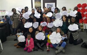 BooKafé Comunidade de Johannesburg promove curso de artes manuais