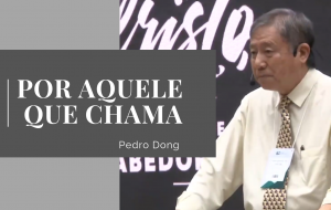 Por aquele que chama